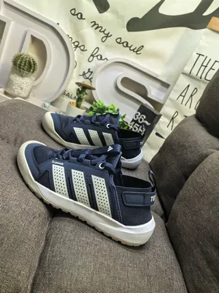Adidas Navy and White Perforated Stripe Lifestyle Sneakers 7