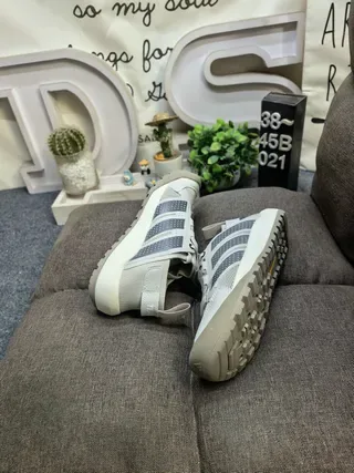Adidas Navy White Perforated Mesh Upper Three-Stripe Side Panel Lifestyle Sneakers 6