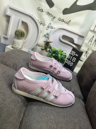 Adidas Pink Beige Three-Strap Velcro Closure Rounded Toe Lifestyle Sneakers 9