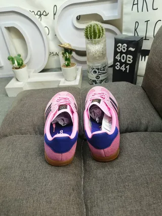 Adidas Pink Blue Suede Upper Three-Stripe Side Panel Lifestyle Sneakers 8