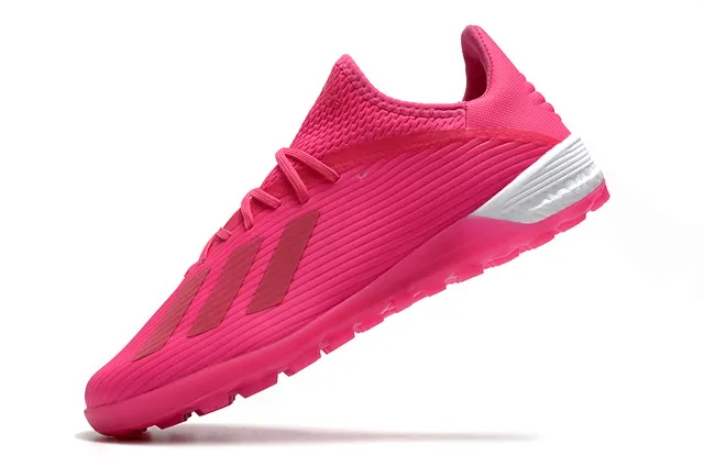 Adidas Chaussures de football avec empeigne tricot rose et blanc texture côtelée pour gazon artificiel 10