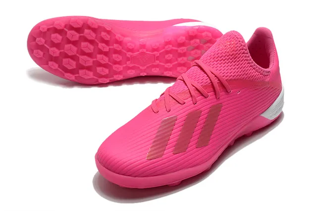 Adidas Chaussures de football avec empeigne tricot rose et blanc texture côtelée pour gazon artificiel 11