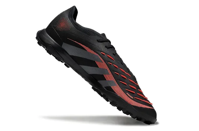 Adidas Predator Noir Gris Low-Cut Supérieur Synthétique Overlay Graphique à Trois Rayures Chaussures de Football pour Gazon 5