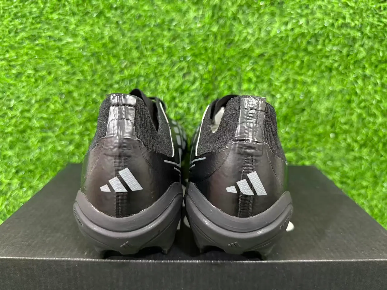 Adidas Predator Black Transparent Synthetic Upper Translucent Blue-Tinted Studs Firm-Ground Soccer Shoes 10
