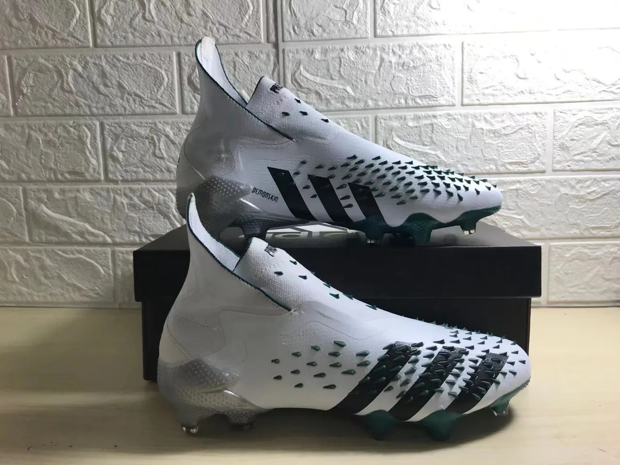 Adidas Predator Mutator White Black Green Firm-Ground Sapatos de futebol 2