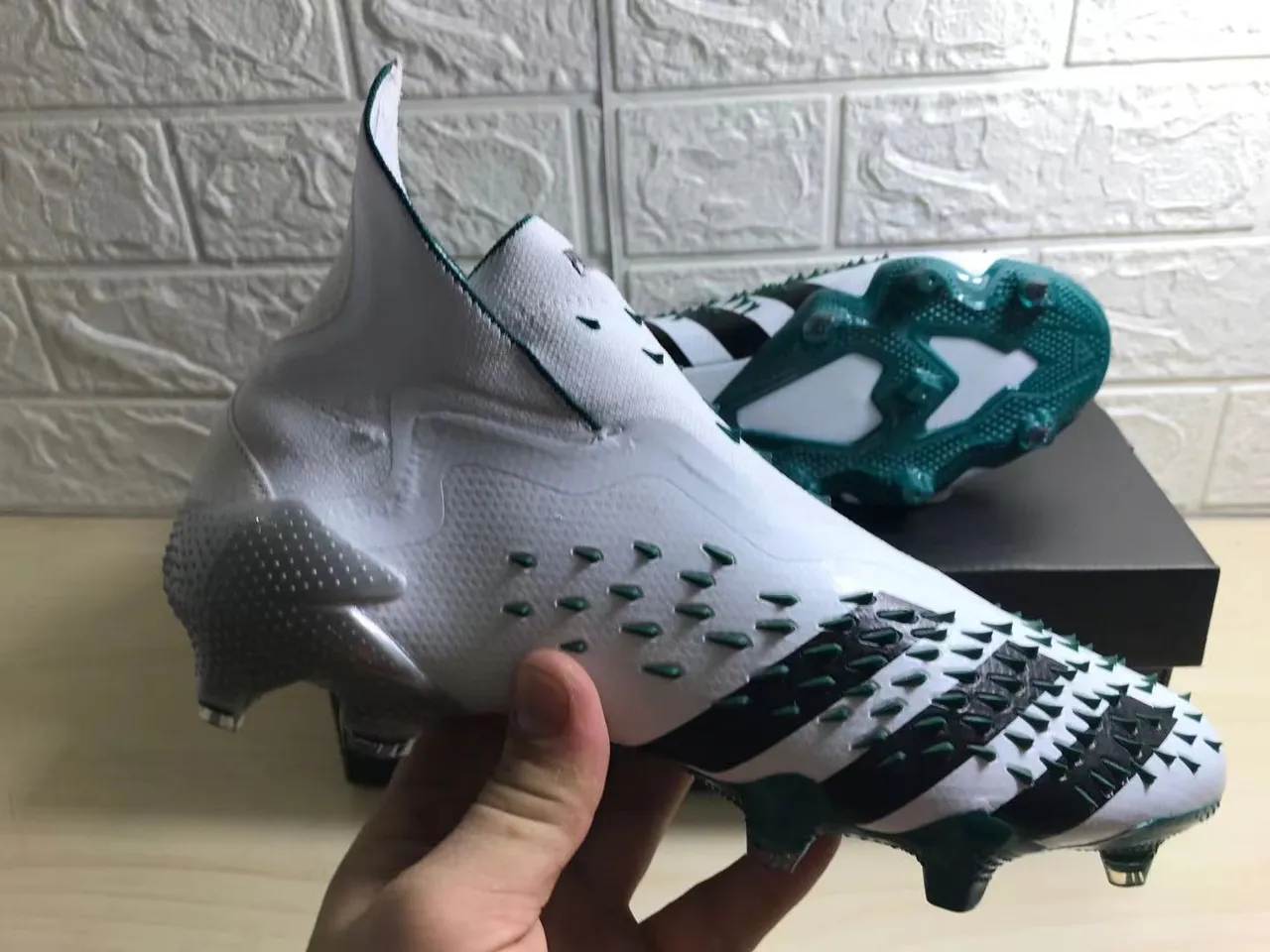 Adidas Predator Mutator White Black Green Firm-Ground Sapatos de futebol 4