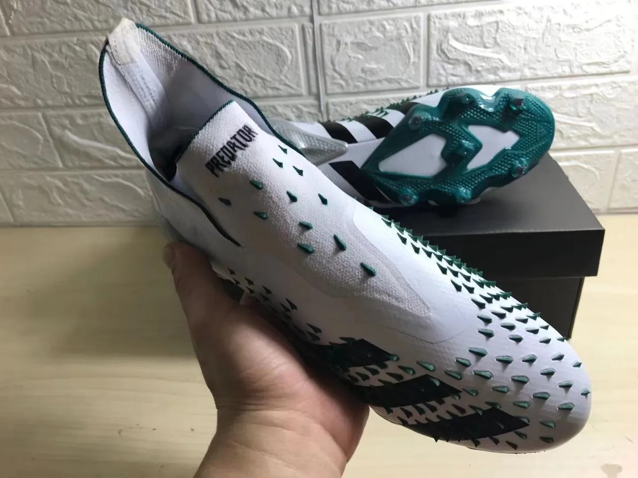 Adidas Predator Mutator White Black Green Firm-Ground Sapatos de futebol 5