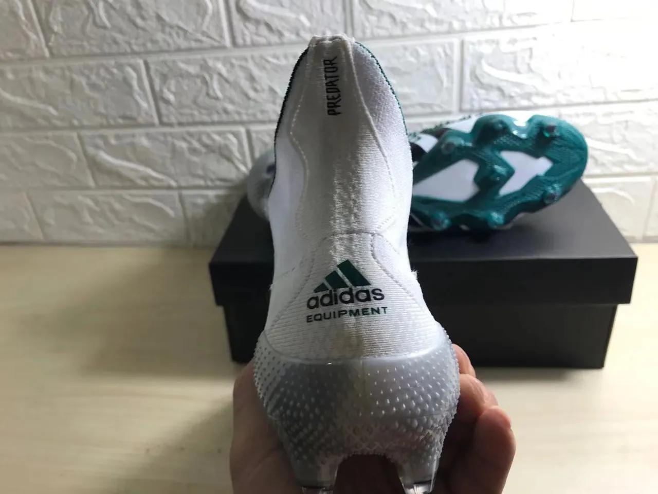 Adidas Predator Mutator White Black Green Firm-Ground Sapatos de futebol 7