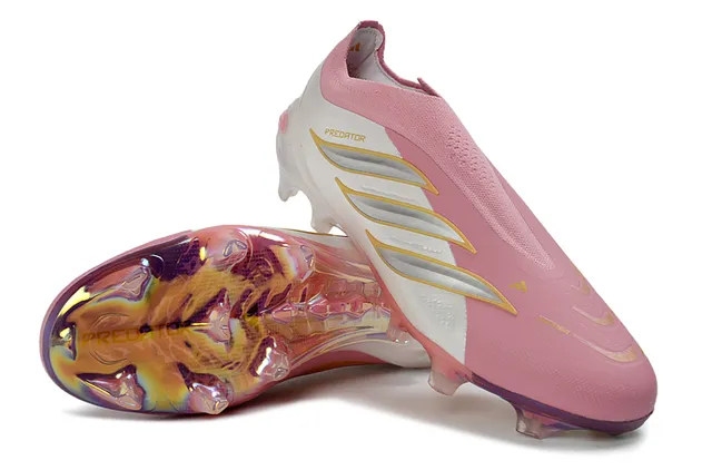 Adidas Predator 粉白 低帮 合成革面 虹彩全息鞋跟 人工草地足球鞋 13
