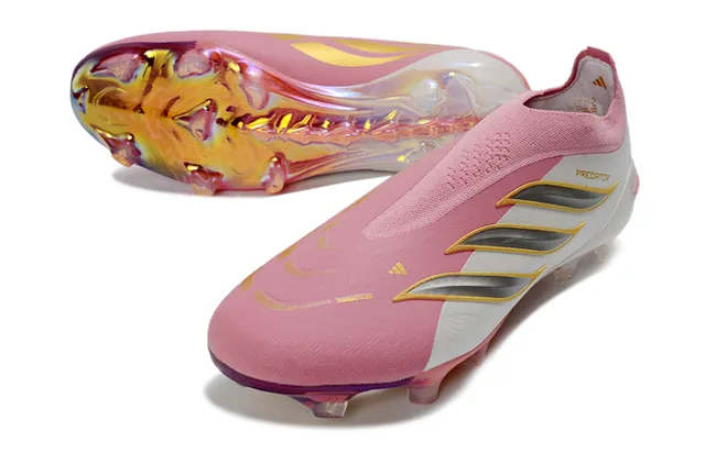 Adidas Predator 粉白 低帮 合成革面 虹彩全息鞋跟 人工草地足球鞋 14