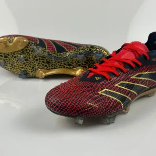 Adidas Predator Red Gold Snake-Scale Textured Upper Three Stripes Firm-Ground Soccer Shoes
