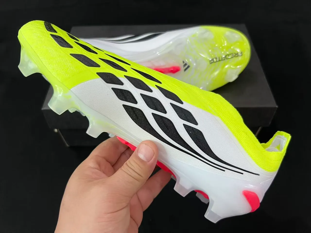 Adidas Predator Yellow White Lacingless Knit Upper Asymmetrical Collar Firm-Ground Soccer Shoes 4