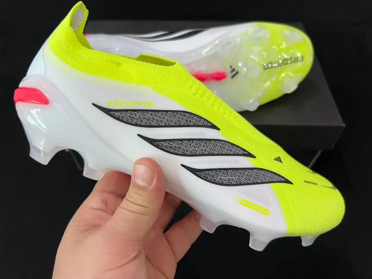 Adidas Predator Yellow White Lacingless Knit Upper Asymmetrical Collar Firm-Ground Soccer Shoes 6