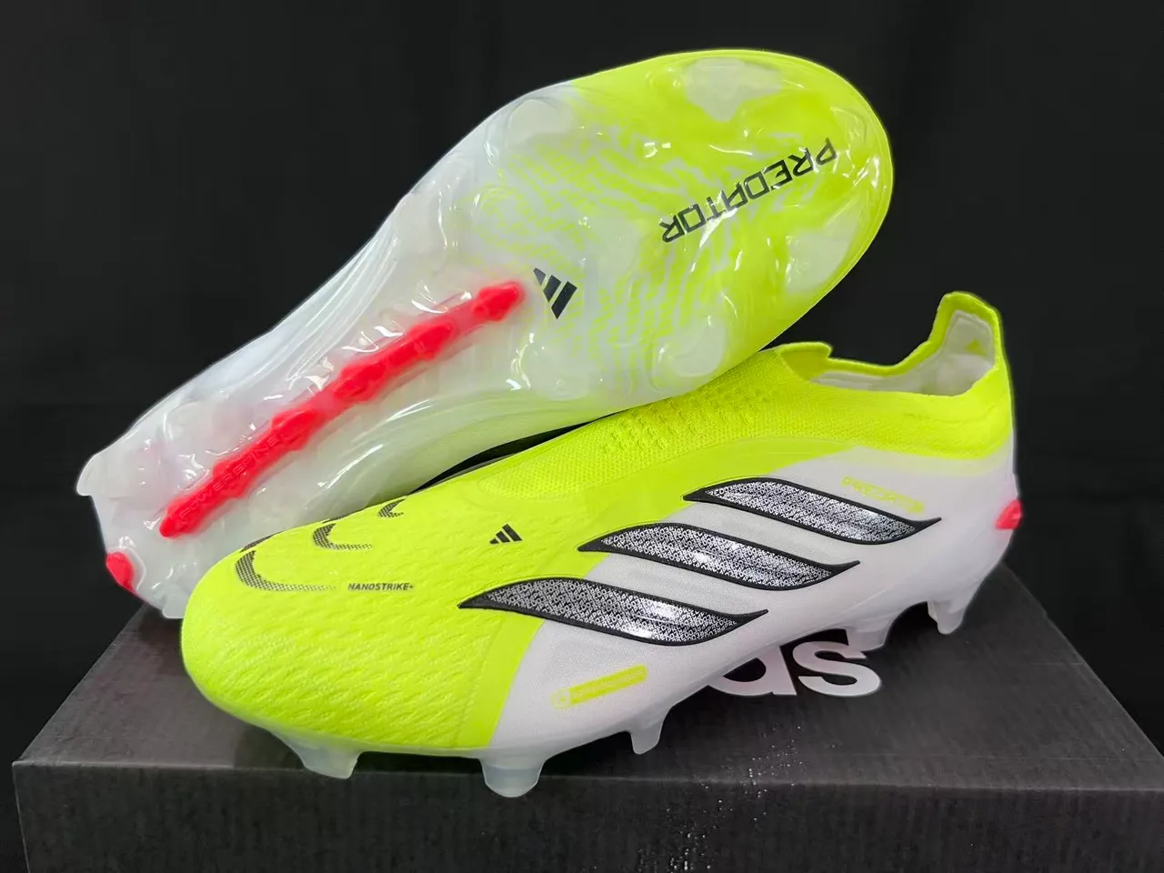 Adidas Predator Yellow White Lacingless Knit Upper Asymmetrical Collar Firm-Ground Soccer Shoes 8