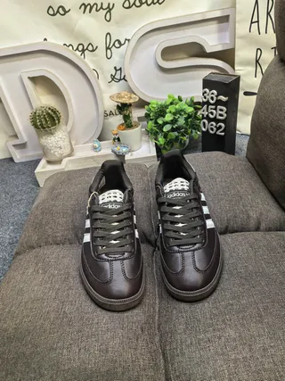 Adidas Samba Brown and White Lifestyle Sneakers 10