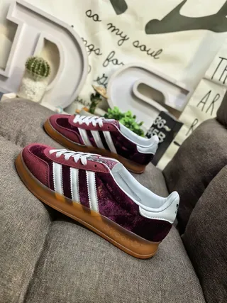 Adidas Samba OG Tênis Lifestyle de Veludo Magenta 7