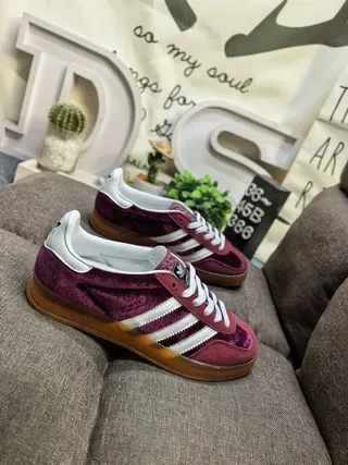 Adidas Samba OG Tênis Lifestyle de Veludo Magenta 9