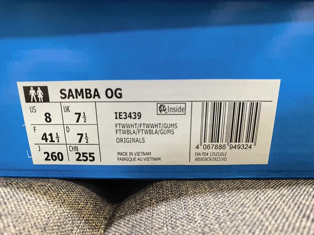 Adidas Samba White and Black Lifestyle Sneakers 2
