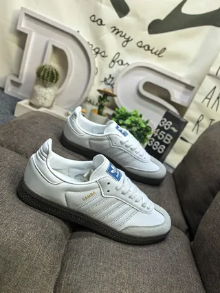 Adidas Samba White and Black Lifestyle Sneakers 9