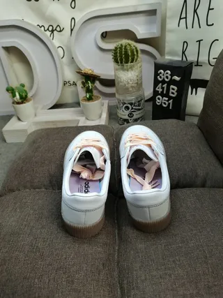 Adidas Samba White and Silver Metallic Lifestyle Sneakers 18