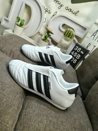 Adidas Samba White Black Laceless Velcro Closure Quilted Leather Upper Sneakers 7