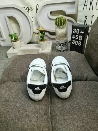 Adidas Samba White Black Laceless Velcro Closure Quilted Leather Upper Sneakers 8