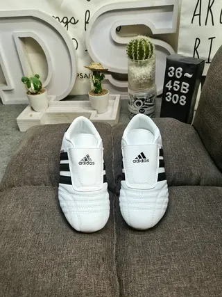 Adidas Samba White Black Laceless Velcro Closure Quilted Leather Upper Sneakers 10