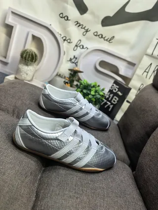 Adidas Spezial Silver White Laceless Strap Closure Metallic Synthetic Upper Lifestyle Sneakers 9