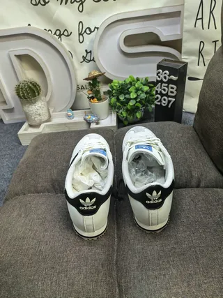 Adidas Spezial White and Blue Lifestyle Sneakers 8