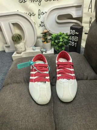 Adidas Spezial White Red Laceless Strap Closure Three Stripes Lifestyle Sneakers 10