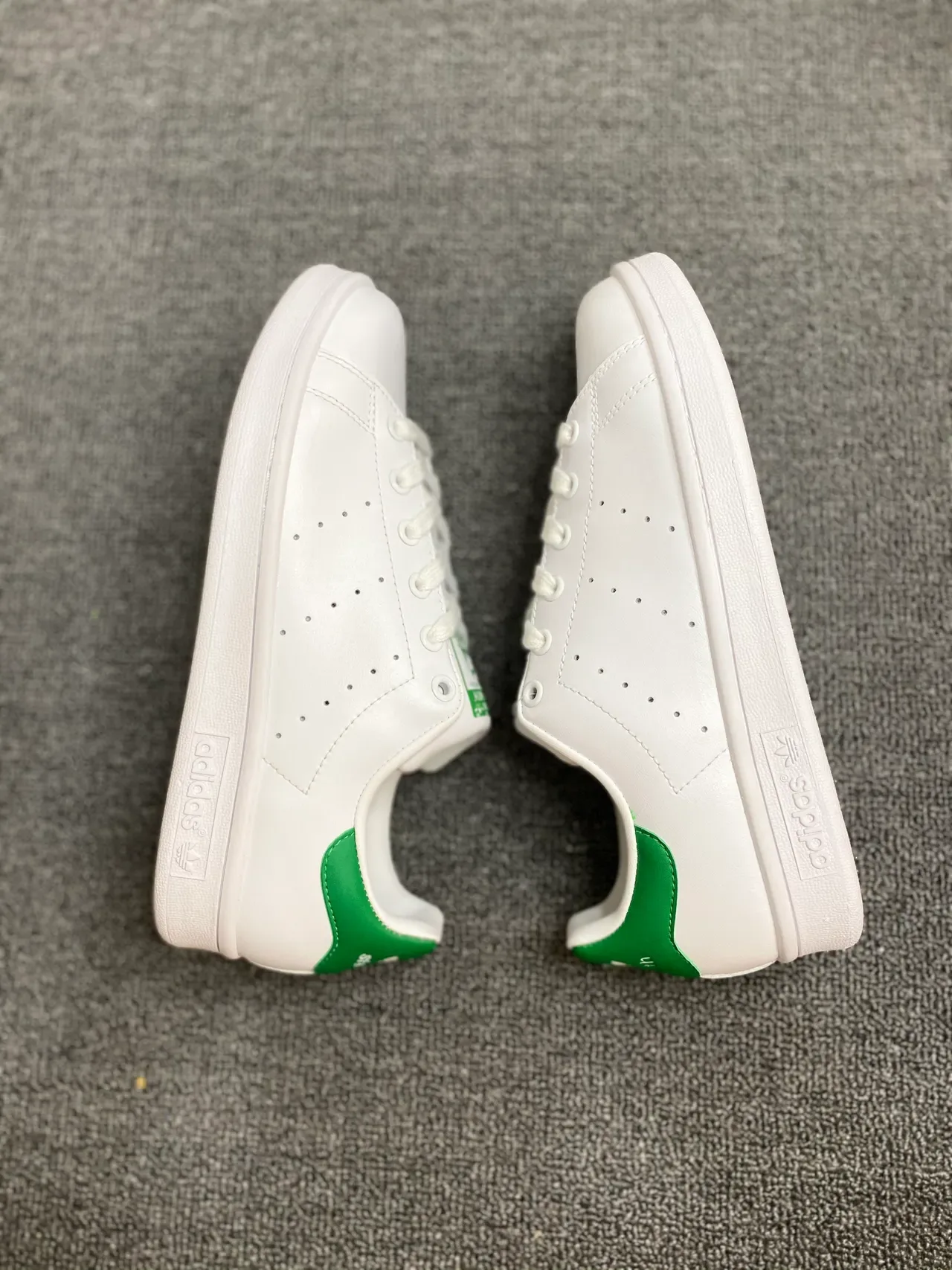Adidas Stan Smith White and Green Lifestyle Sneakers 7