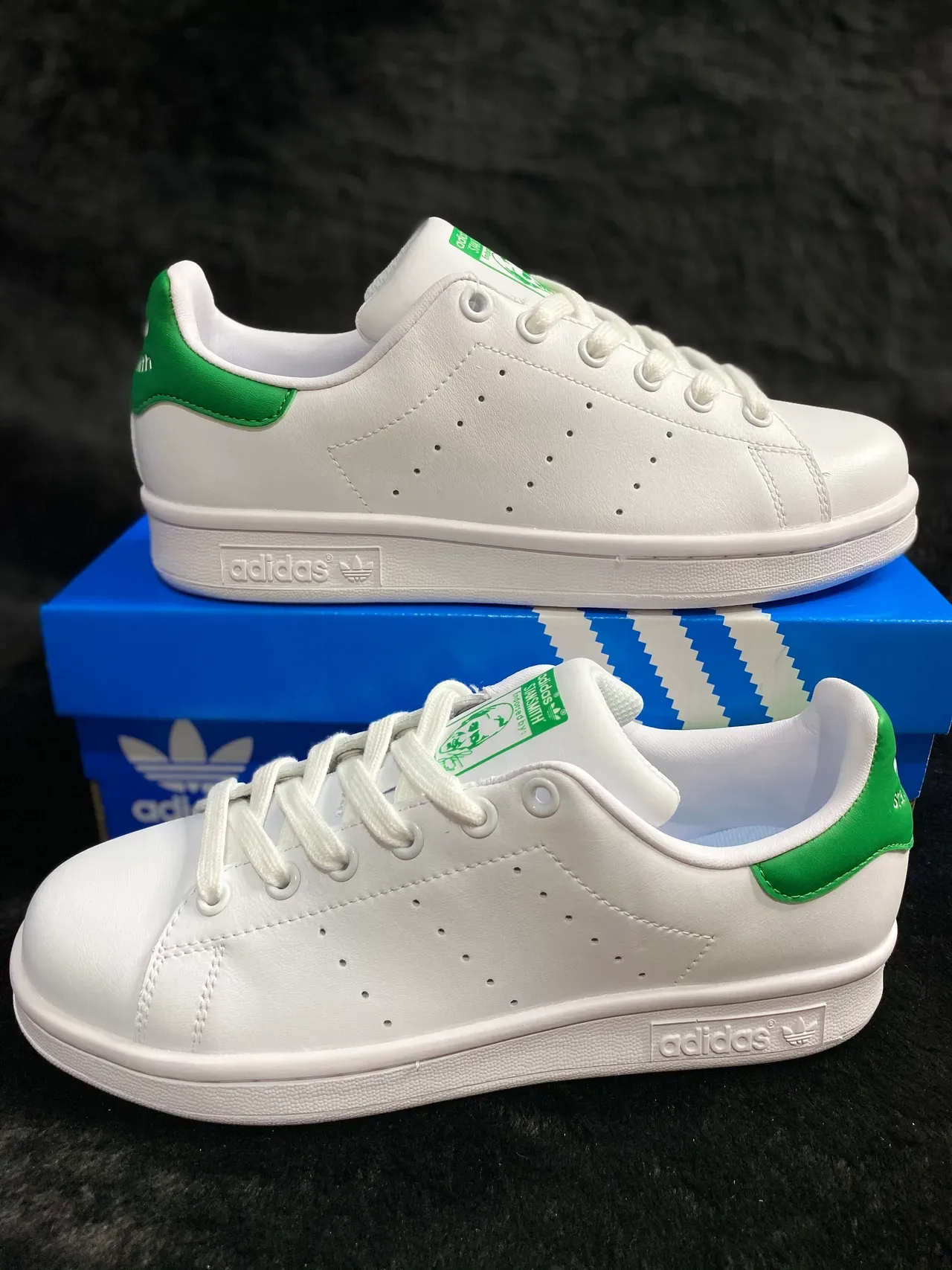 Adidas Stan Smith White and Green Lifestyle Sneakers 14