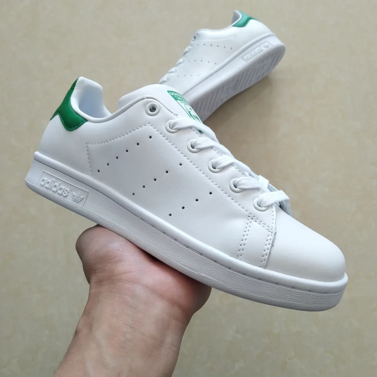 Adidas Stan Smith White and Green Lifestyle Sneakers 18