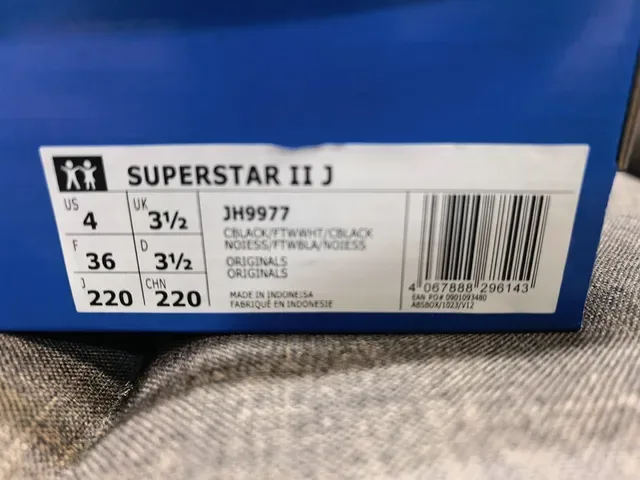 Adidas Superstar sneakers lifestyle noir et bleu clair 2