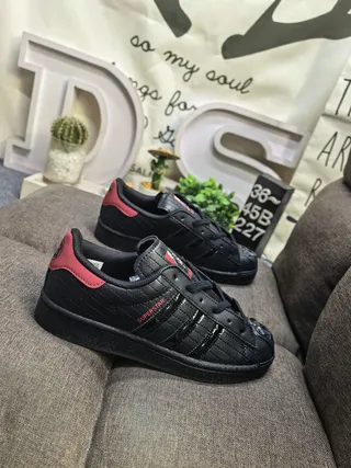 Adidas Superstar Black and Pink Lifestyle Sneakers 9