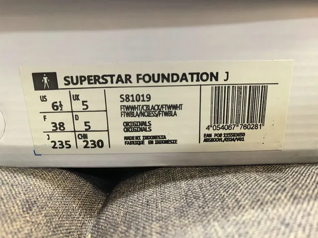 Adidas Superstar White and Pink Lifestyle Sneakers 2