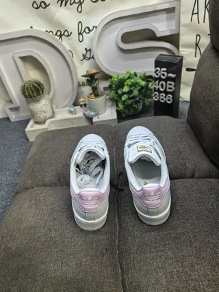 Adidas Superstar White and Pink Lifestyle Sneakers 8