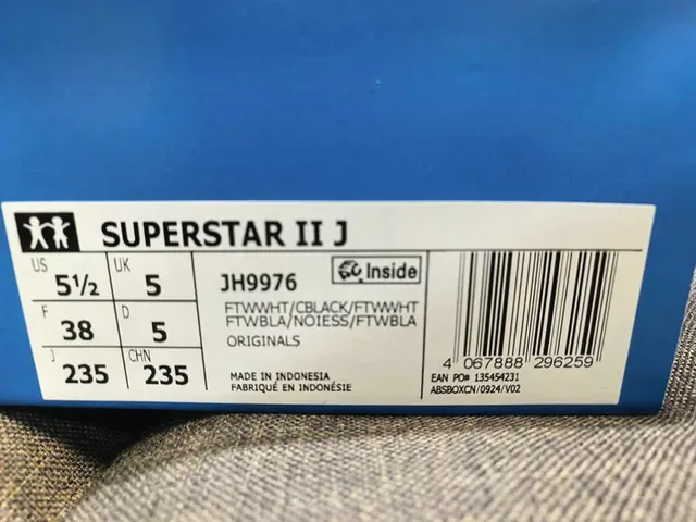 Adidas Superstar White Silver Shell-Toe Leather Upper Lifestyle Sneakers 2