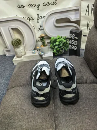 Adidas White Black Chunky Trail-Inspired Mixed-Material Upper Lifestyle Sneakers 8