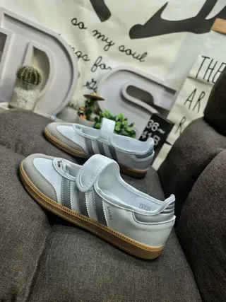 Adidas White Black Laceless Velcro Strap Three-Stripe Side Panel Lifestyle Sneakers 17