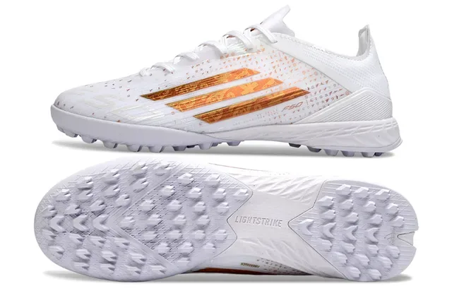 Adidas Chaussures de football turf à tige basse en mesh synthétique blanc or 6