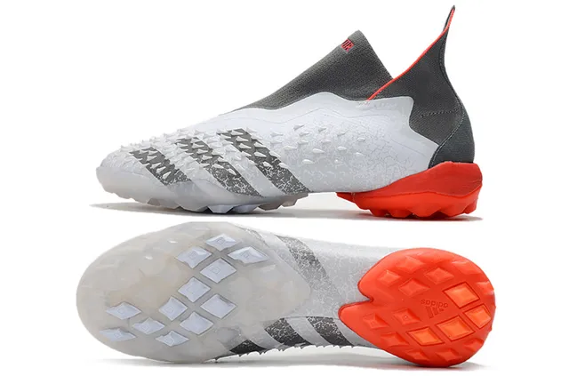 Adidas Branco Cinza Baixo Corte Colar Ajuste a Meia Tela Sintético Texturizado Superior Sapatos de Futebol para Grama 5