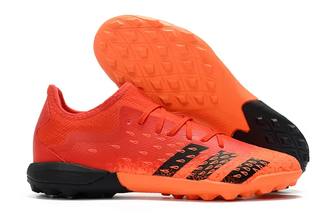 Adidas Chaussures de football à upper en maille multicolore blanc impression abstraite pour turf 7