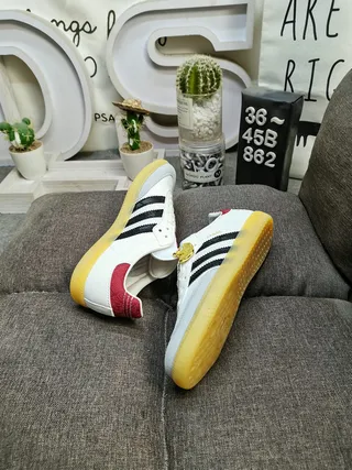 Adidas White Red Low-Top Leather Upper Lifestyle Sneakers 6