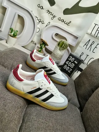 Adidas White Red Low-Top Leather Upper Lifestyle Sneakers 9