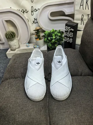 Adidas White Slip-On Elastic Strap Lifestyle Sneakers 10