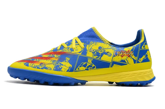 Adidas X Jaune Noir Chaussures de Football Turf à Coupe Basse avec Upper Synthétique Overlay de Maillage Gradiente 15