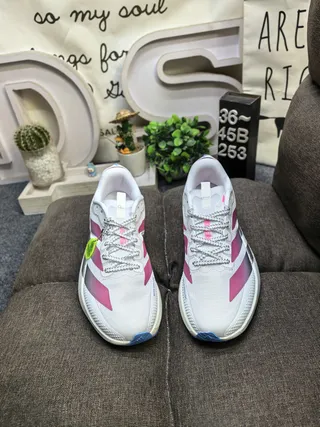 Adidas Xero Evo SL ATR blanc rose argent chaussures de course 10
