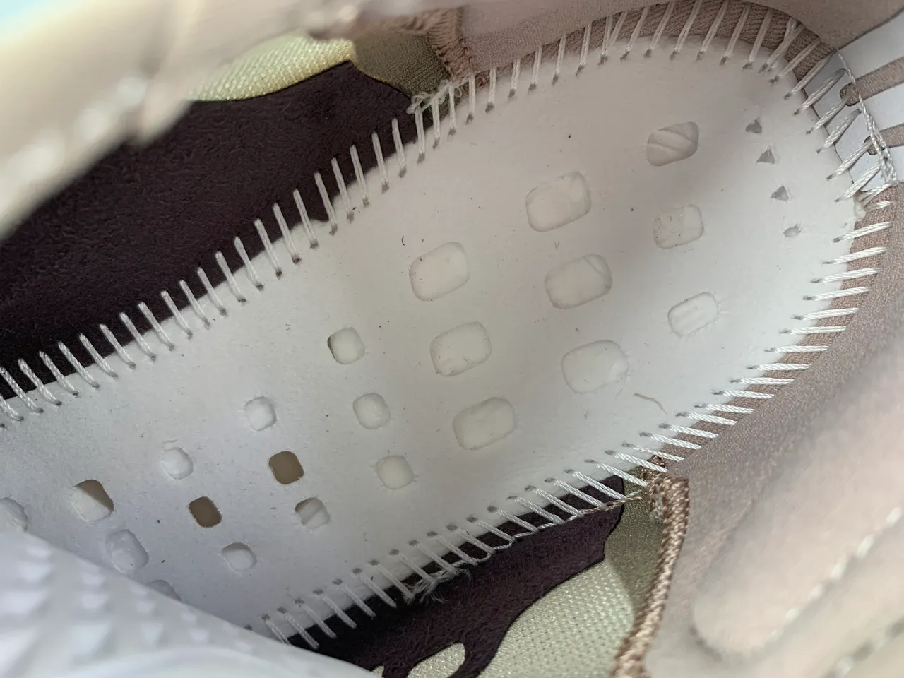 Adidas Yeezy Boost 350 Taupe Knit Lifestyle Sneakers 3