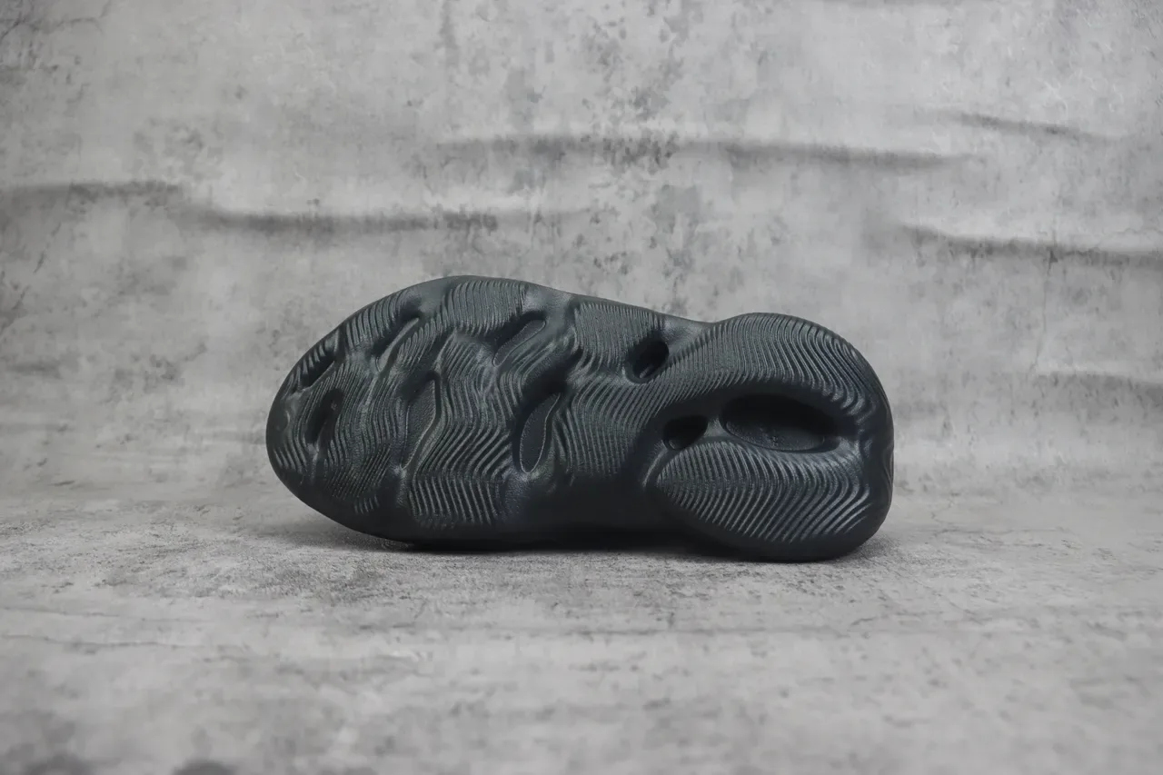 Adidas Yeezy Foam Runner Black Lifestyle Sneakers 8
